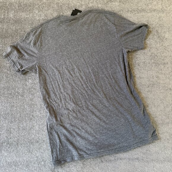 NWT Y2K Rock & Republic 2002 Graphite Gray T-Shirt Men's Size Large - Picture 6 of 6